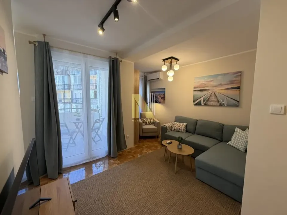 Rent, two bedroom apartment, 46m², Bulevar Oslobodjenja, Novi Sad Sve Podlokacije