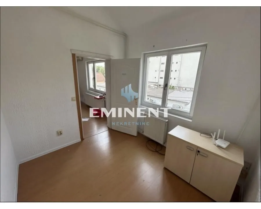 Rent, apartment, 176m², Autokomanda, Voždovac Sve Podlokacije