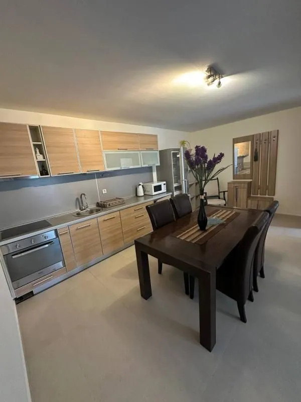 Sale, one bedroom apartment, 60m², Pržno, Budva