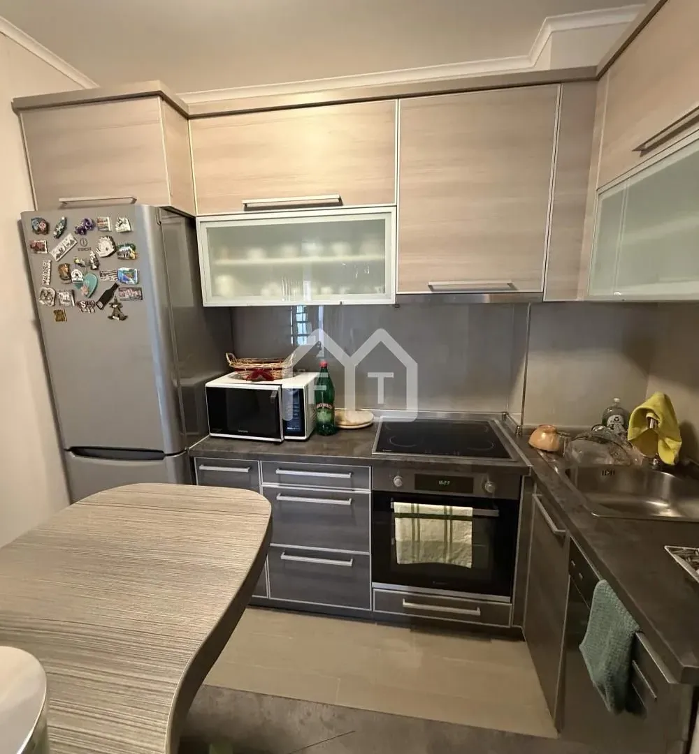 Rent, four bedroom apartment, 83m², Vojvode Vlahovica, Beograd