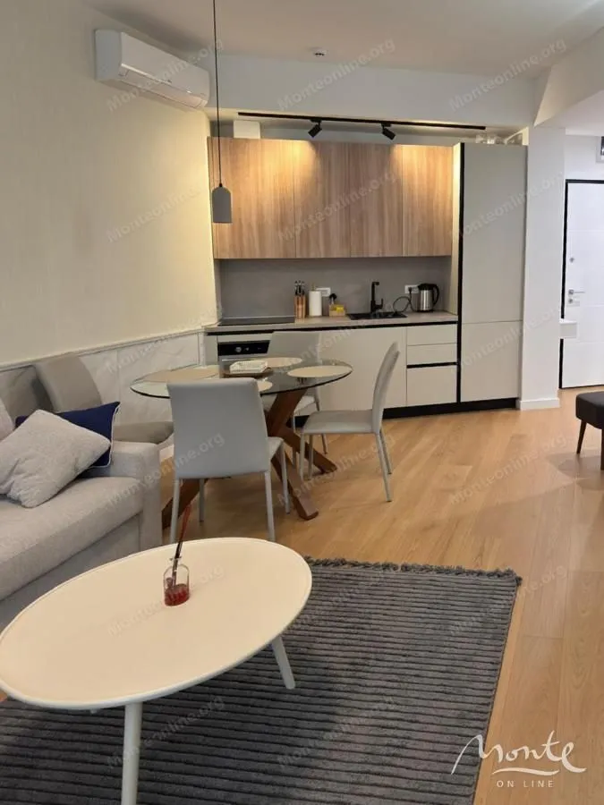 Sale, one bedroom apartment, 54m², Bečići, Budva