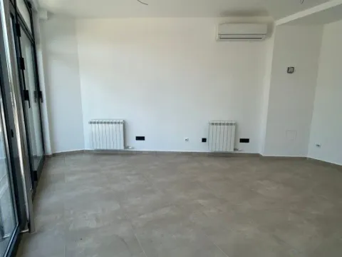 Rent, office space, 26m², Hala Pionir, Palilula Sve Podlokacije - image 2