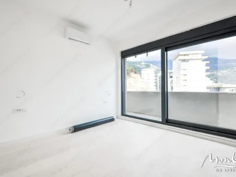 Sale, three bedroom apartment, 146m², Budva, Crna Gora - image 10