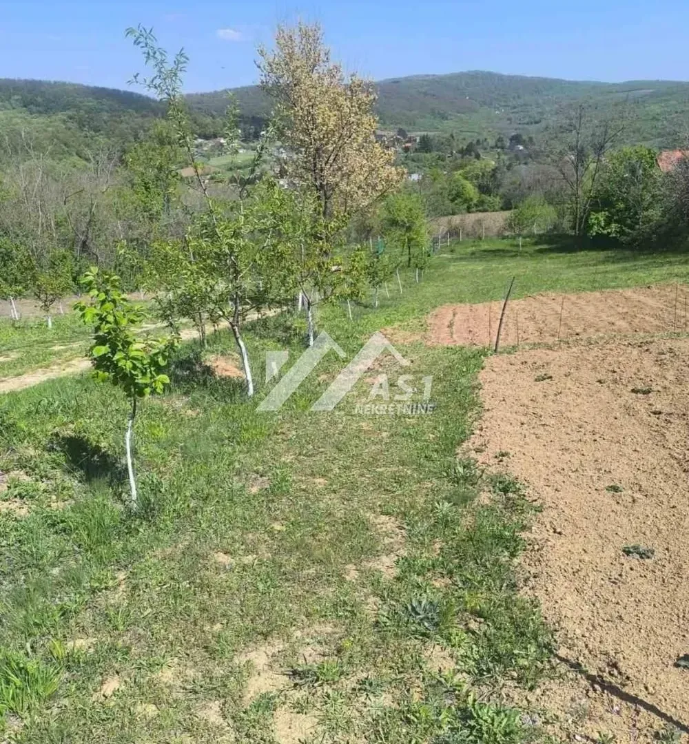 Prodaja, plac, 1400m², Sremska Mitrovica, Srbija