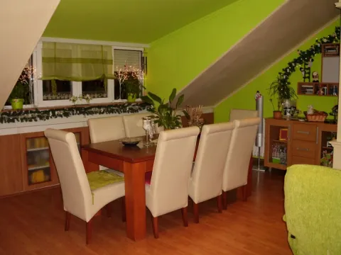 Prodaja, trosoban stan, 73m², Novo naselje, Novi Sad - image 1