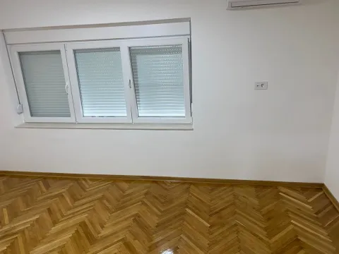 Sale, office space, 58m², Preko Morače, Podgorica - image 4