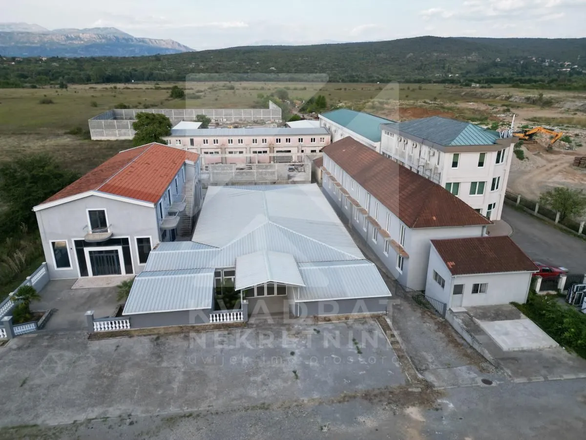 Sale, office space, 1600m², Mareza, Podgorica