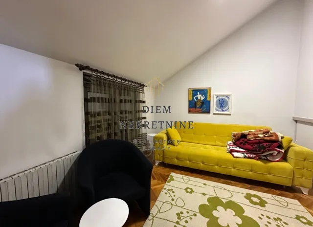 Rent, apartment, 280m², Gorica C, Podgorica