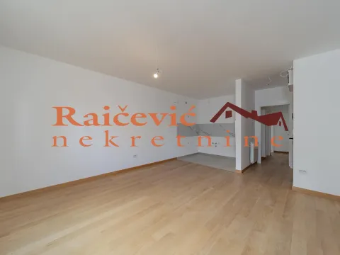 Prodaja, trosoban stan, 71m², Savski Venac, Beograd - image 2