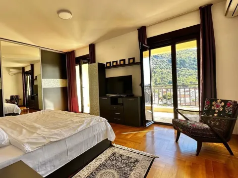 Prodaja, četvorosoban stan, 171m², Podmaine, Budva - image 7