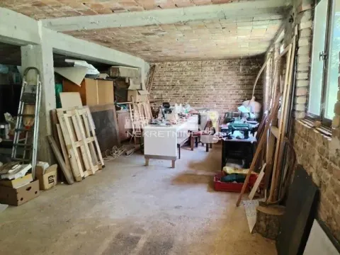 Prodaja, kuća, 2940m², Miljakovac, Rakovica - image 18
