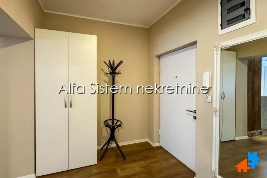 Rent, two bedroom apartment, 68m², Kalenić Pijaca, Vračar Sve Podlokacije