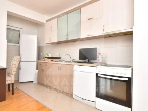 Izdavanje, jednosoban stan, 52m², Tuški Put, Podgorica - image 4