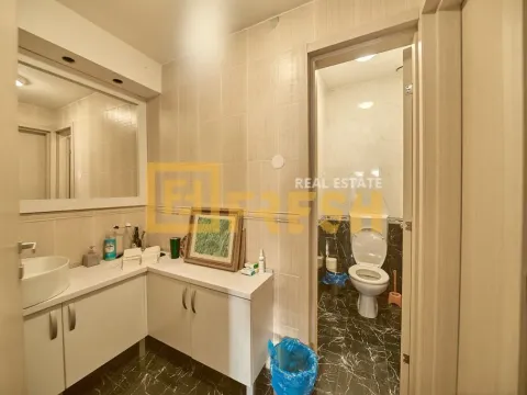 Izdavanje, poslovni prostor, 139m², Preko Morače, Podgorica - image 13