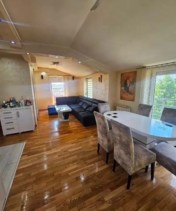 Rent, three bedroom apartment, 70m², Zemun Novi Grad, Zemun Sve Podlokacije
