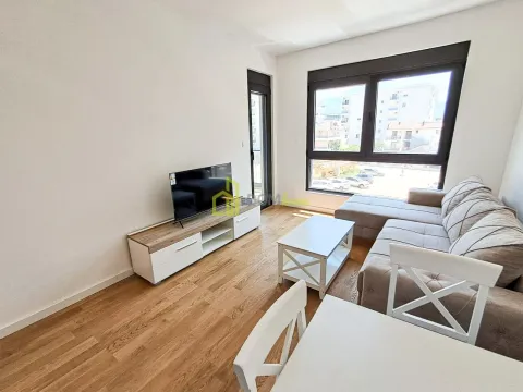 Rent, one bedroom apartment, 45m², Berane, Crna Gora - image 12