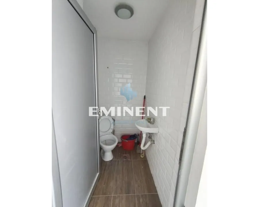 Rent, office space, 290m², Vojvode Vlahovica, Beograd
