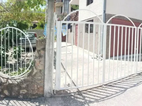 Sale, house, 200m², Sutomore, Bar - image 11