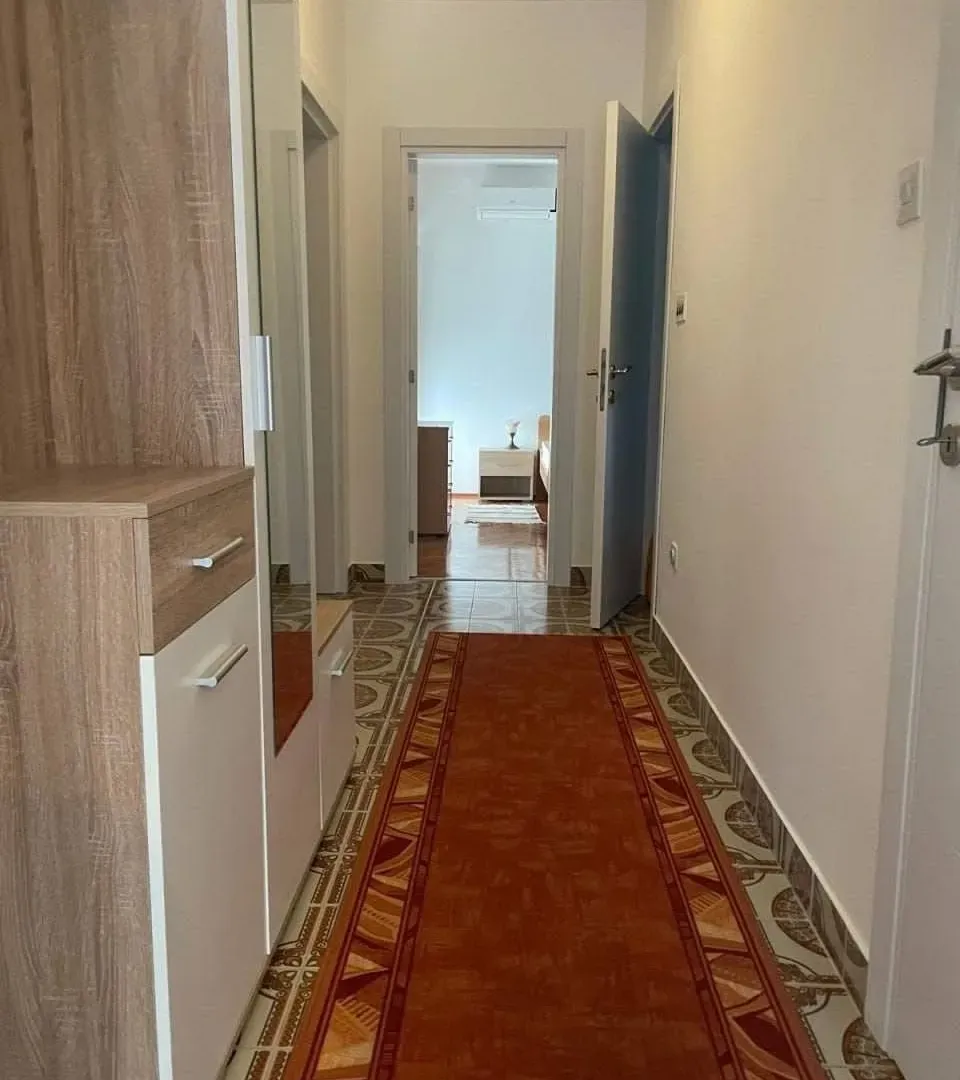 Rent, three bedroom apartment, 87m², Seljanovo, Tivat