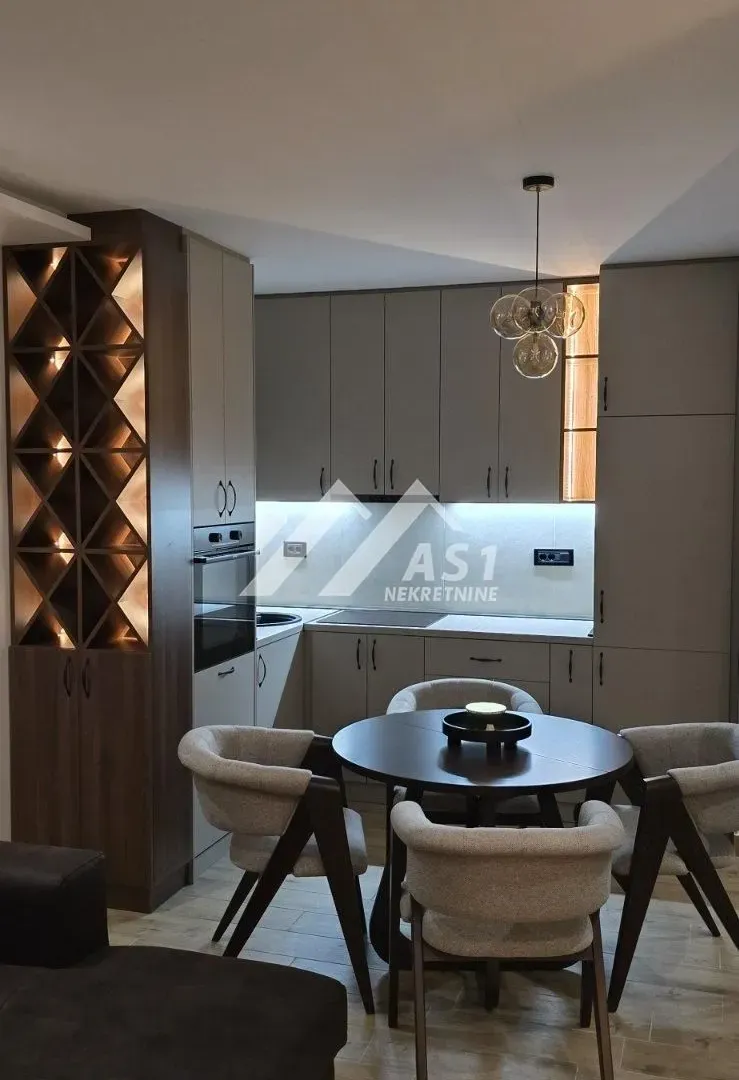 Izdavanje, dvosoban stan, 50m², Nova Pazova, Stara Pazova