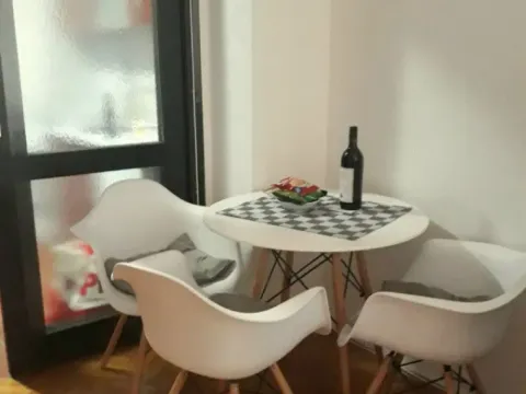 Izdavanje, garsonjera, 30m², Bar, Crna Gora - image 4