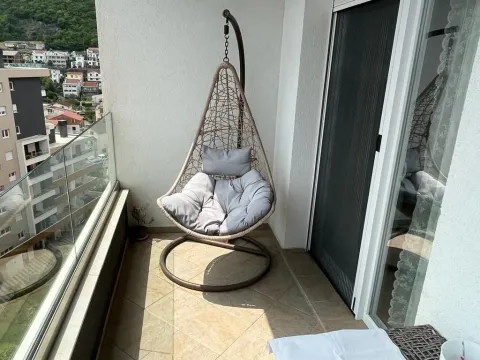 Rent, one bedroom apartment, 46m², Budva, Crna Gora - image 9