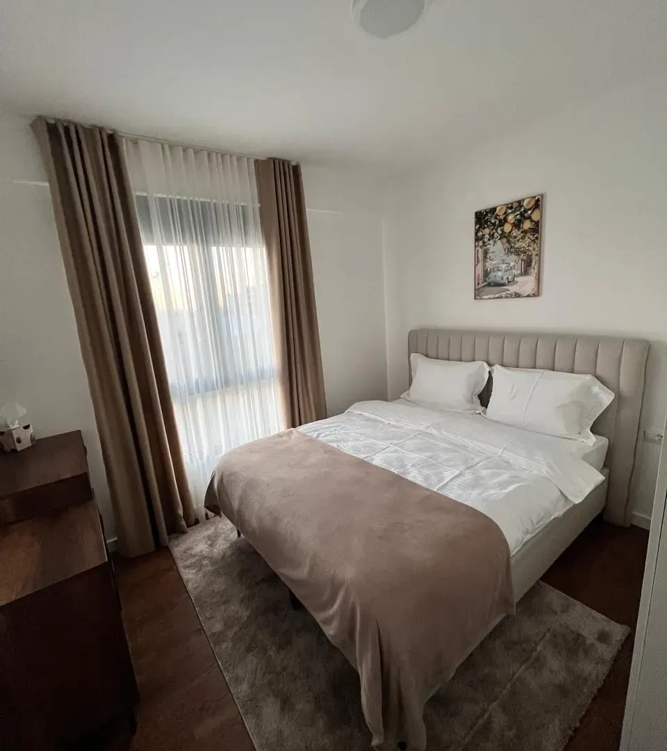 Rent, one bedroom apartment, 45m², Čeluga, Bar