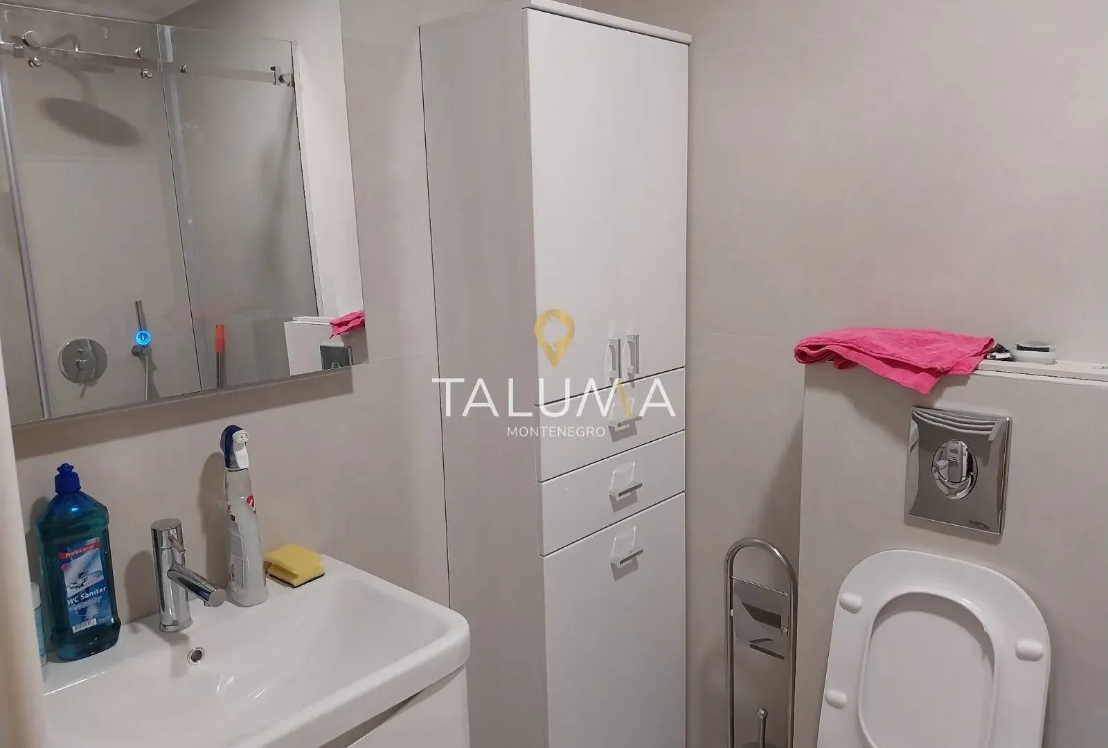 Rent, two bedroom apartment, 55m², City Kvart, Podgorica