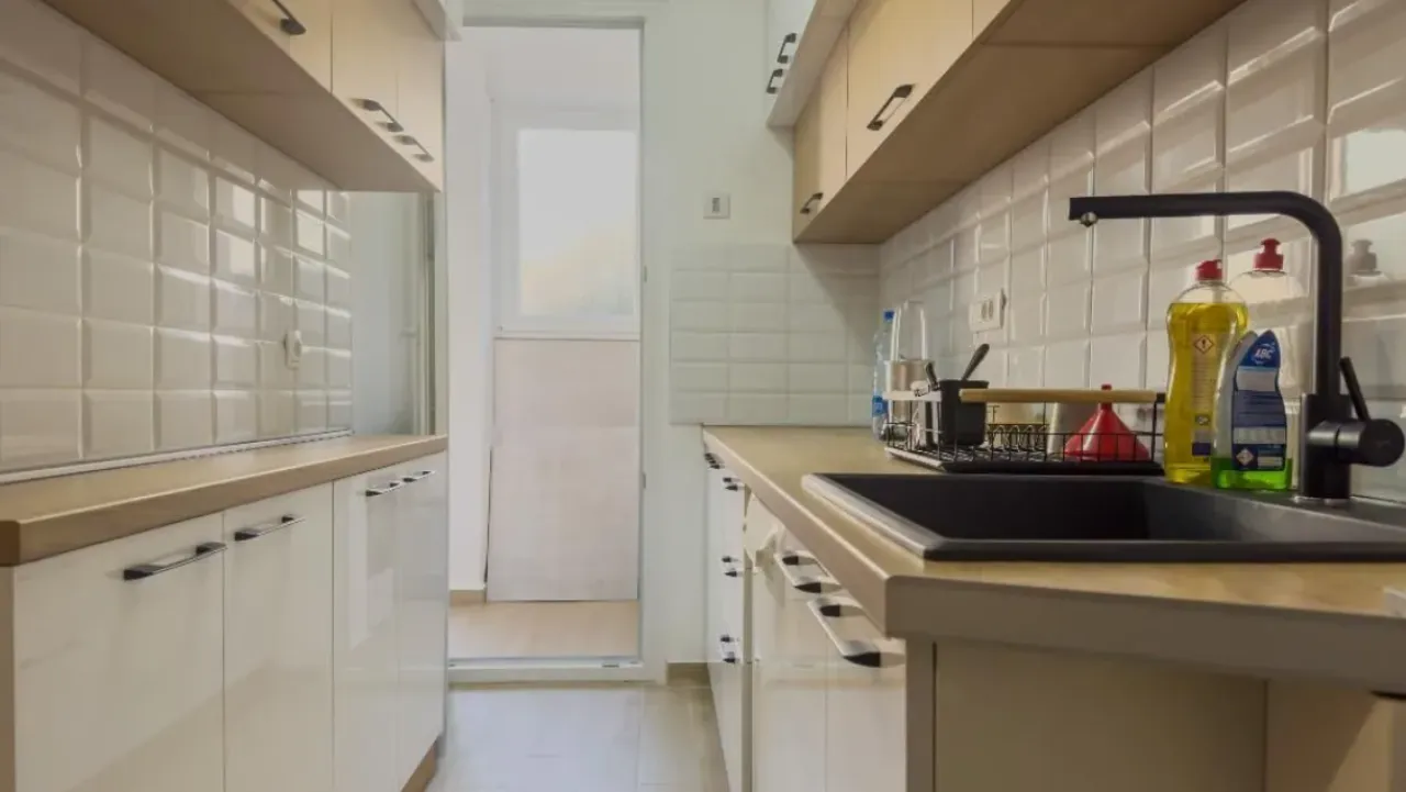 Prodaja, dvosoban stan, 68m², Tivat, Crna Gora
