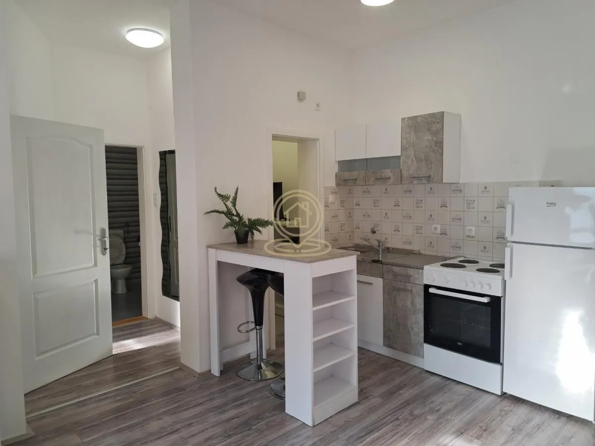 Prodaja, trosoban stan, 71m², Bulevar Oslobodjenja, Novi Sad Sve Podlokacije