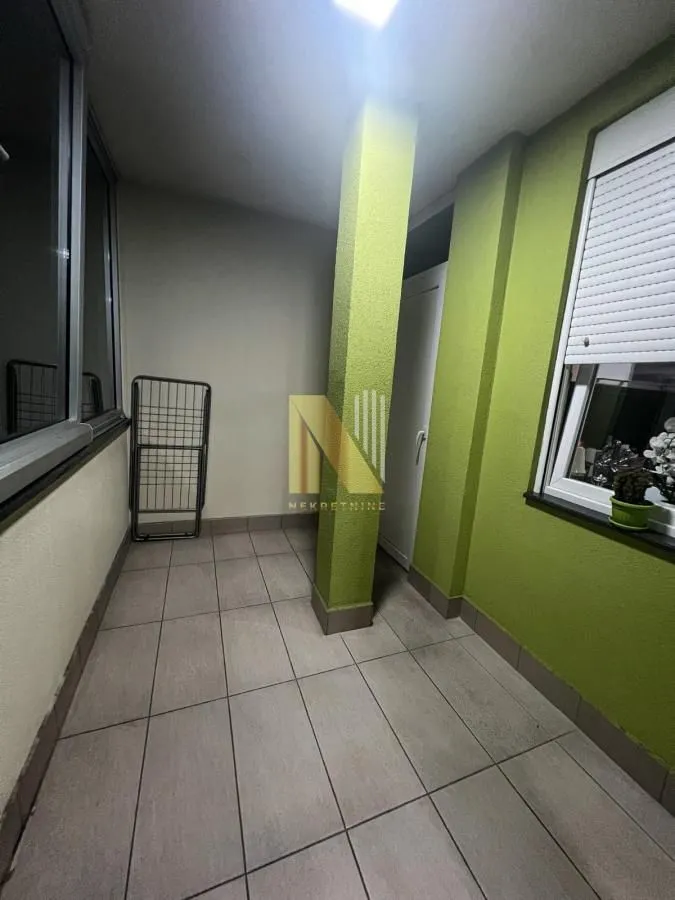 Prodaja, stan, 139m², Bulevar patrijarha Pavla, Novi Sad Sve Podlokacije