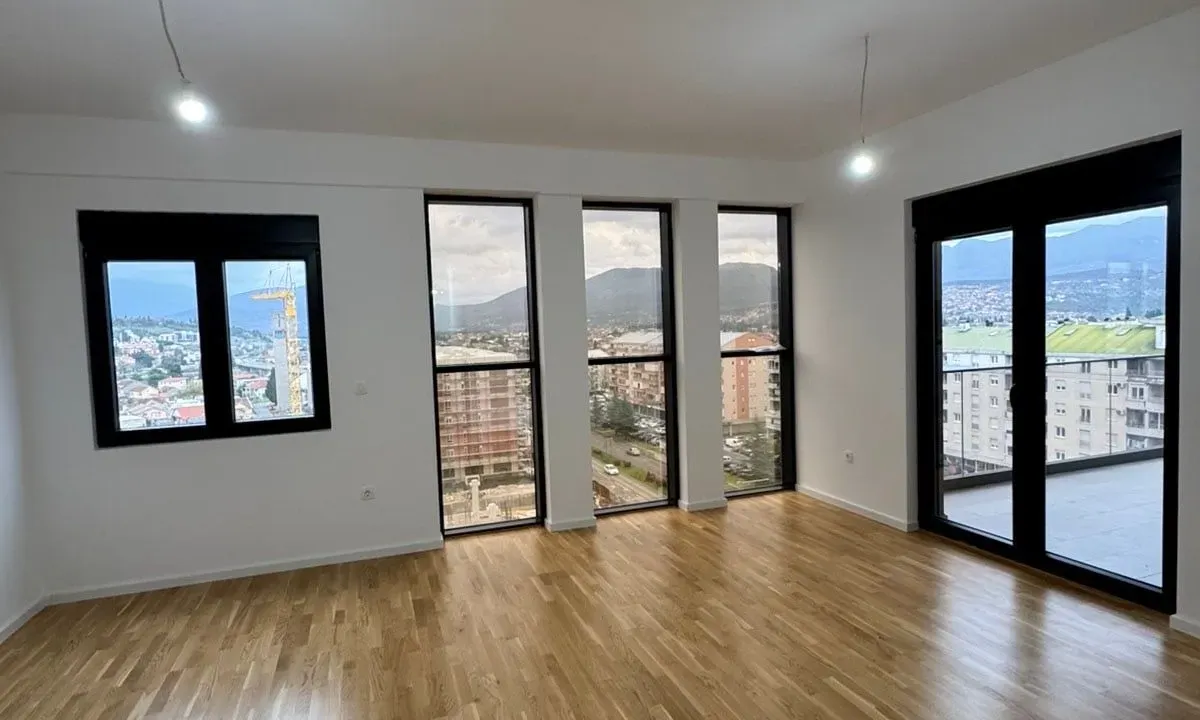 Rent, office space, 278m², Stari Aerodrom, Podgorica