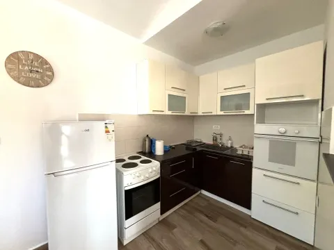 Rent, house, 70m², Kosić, Danilovgrad - image 6