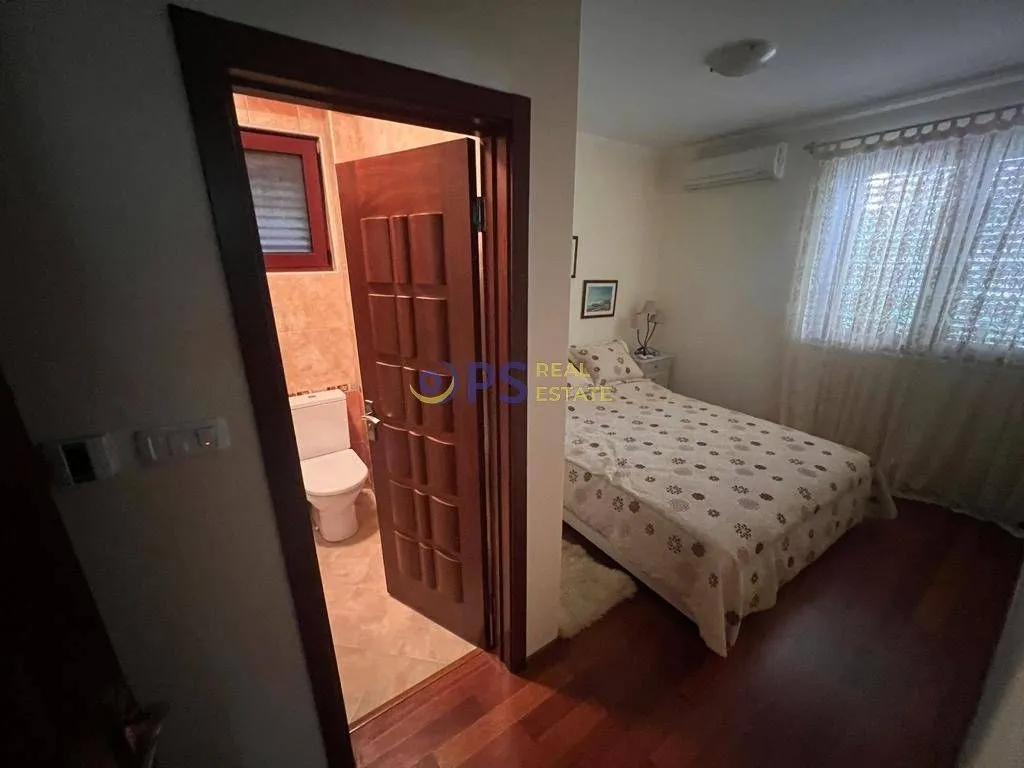 Rent, two bedroom apartment, 85m², Budva, Crna Gora