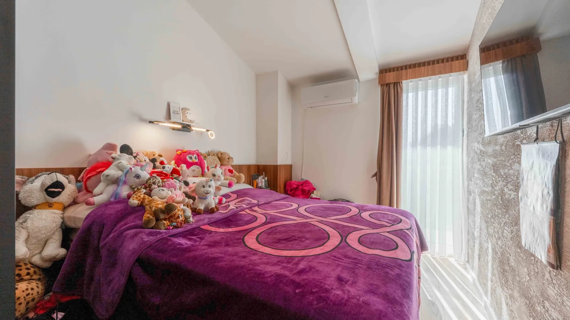 Sale, two bedroom apartment, 81m², Petrovac, Budva