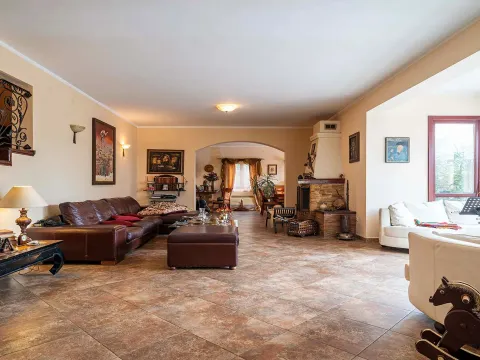 Sale, house, 375m², Kavač, Kotor - image 12