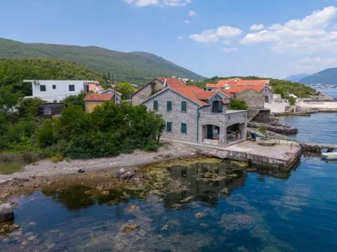 Prodaja, kuća, 121m², Tivat, Crna Gora - image 21