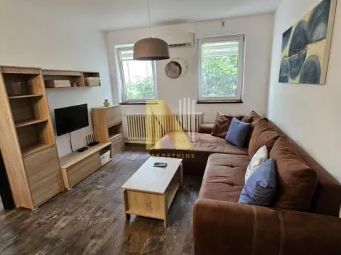 Izdavanje, dvosoban stan, 60m², Centar, Novi Sad - image 3