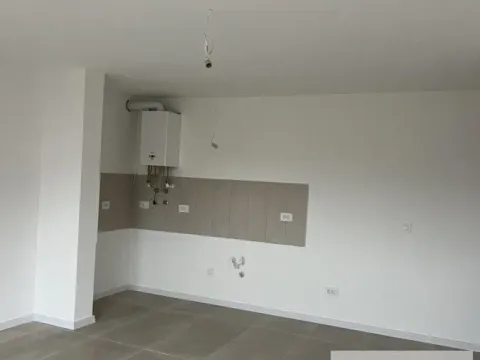 Prodaja, trosoban stan, 68m², Ruma, Srbija - image 3