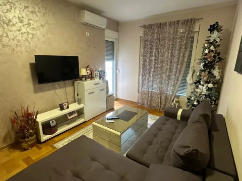 Rent, one bedroom apartment, 43m², Maslinjak, Budva - image 3