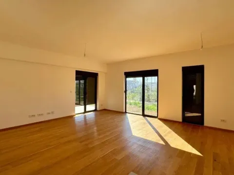 Sale, three bedroom apartment, 150m², Zabjelo, Podgorica - image 1