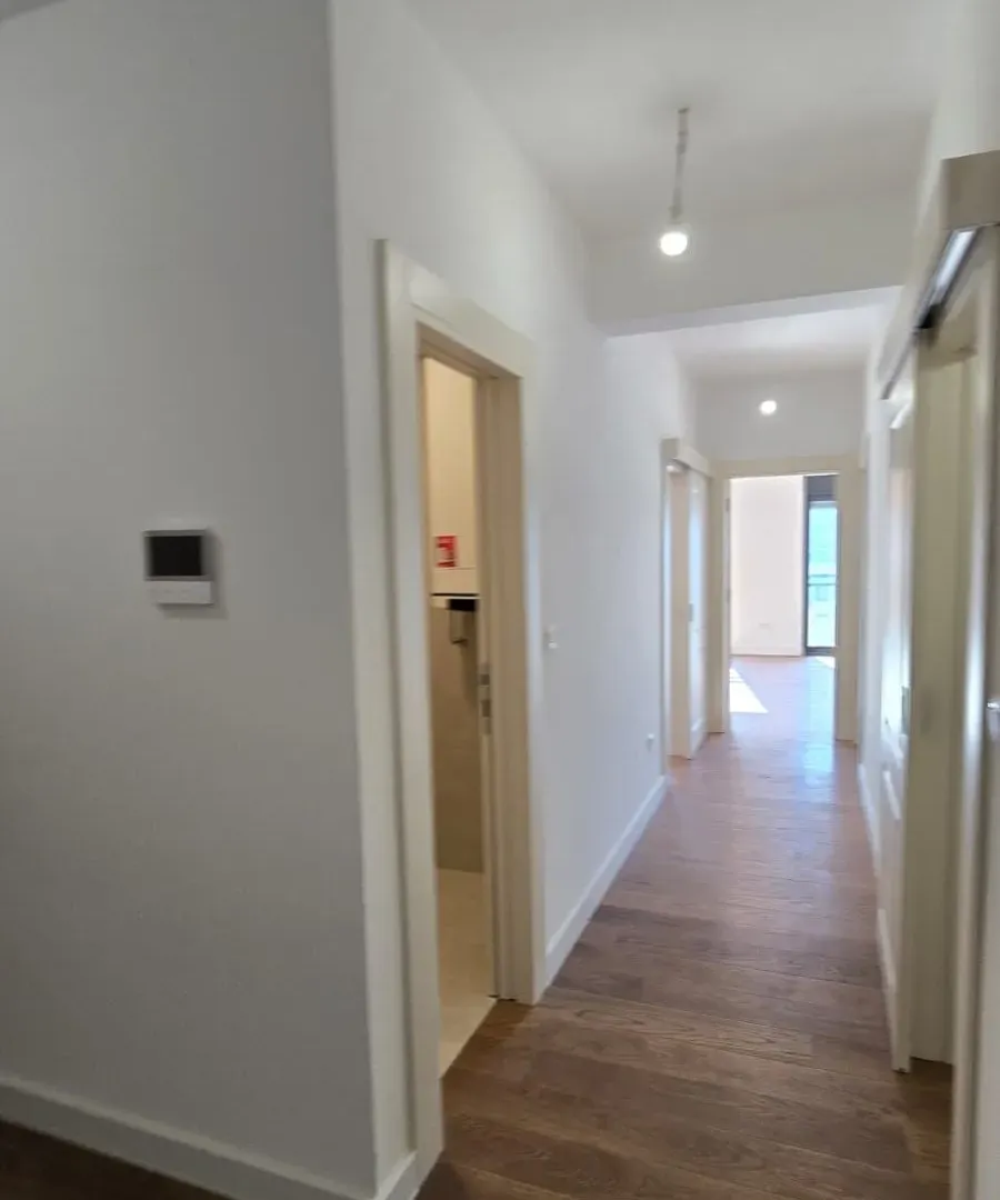 Prodaja, trosoban stan, 113m², Preko Morače, Podgorica