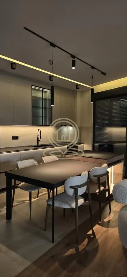 Izdavanje, trosoban stan, 83m², Olimp, Zvezdara Sve Podlokacije