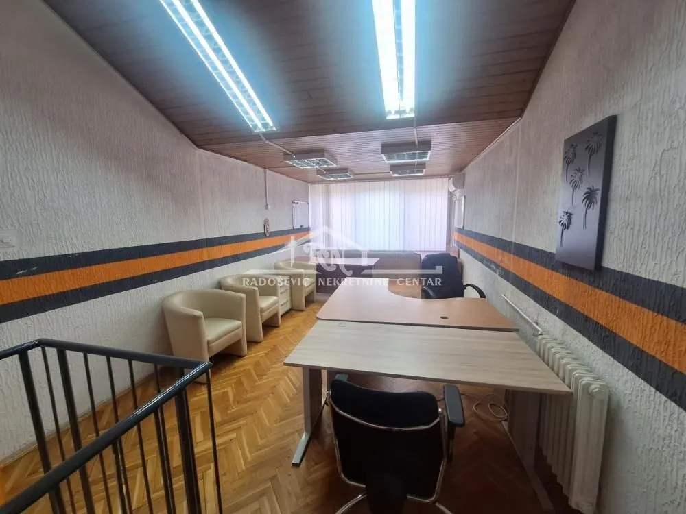 Izdavanje, poslovni prostor, 34m², Banovo Brdo, Beograd