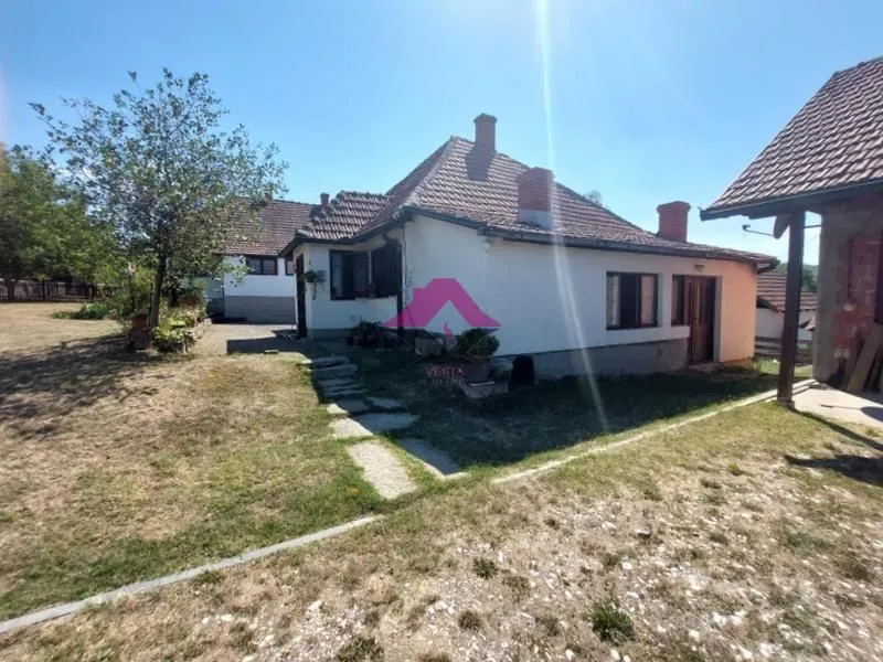 Prodaja, kuća, 583m², Progoreoci, Arandjelovac
