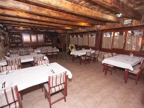 Prodaja, kuća, 1150m², Tološi, Podgorica - image 6