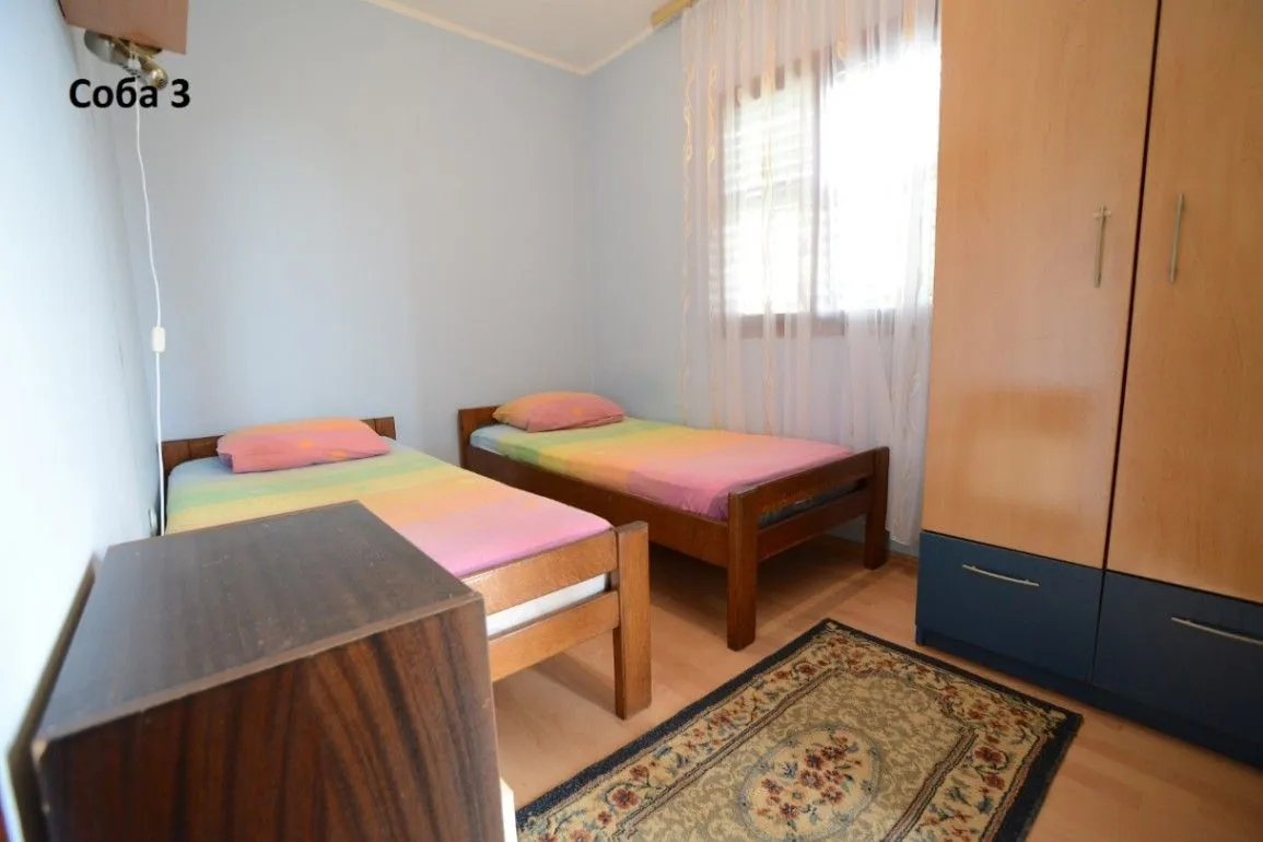 Prodaja, kuća, 300m², Utjeha, Bar