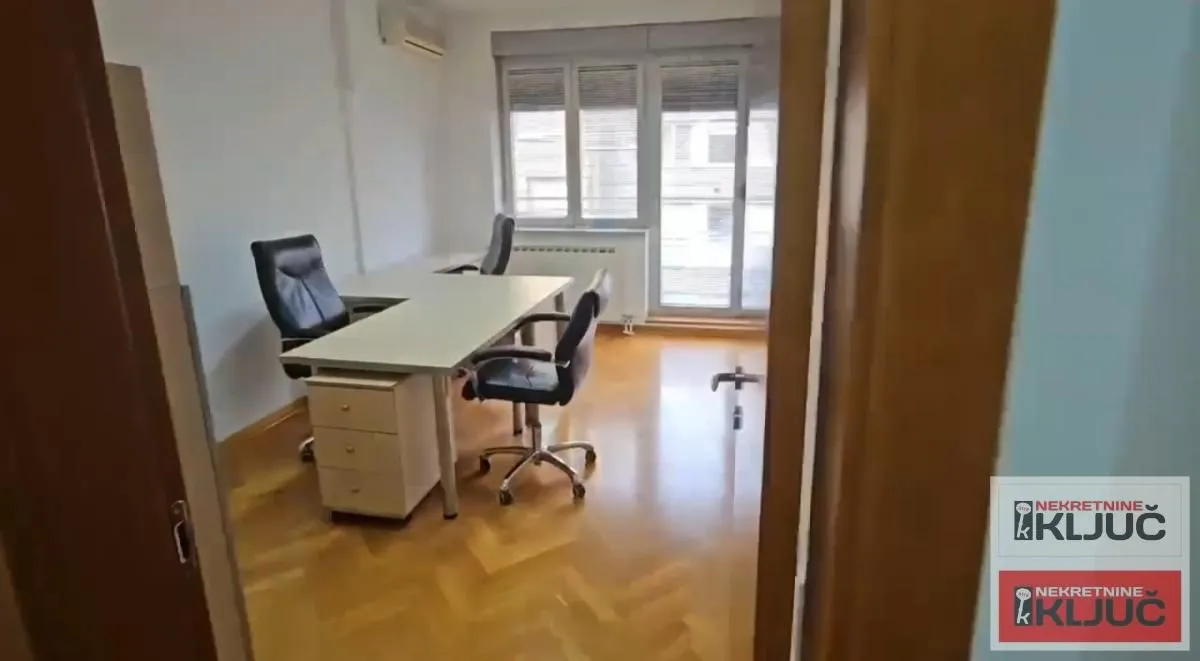 Rent, office space, 117m², Spens, Novi Sad Sve Podlokacije