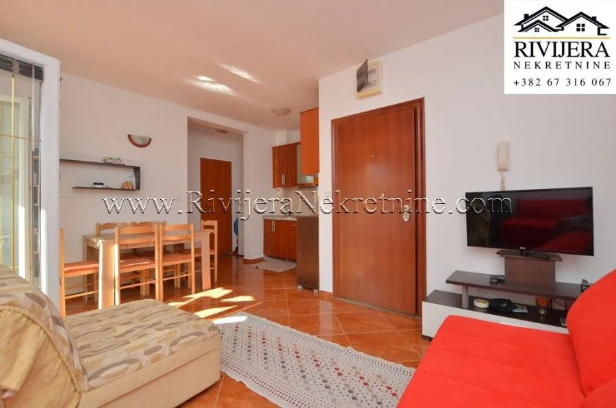 Prodaja, jednosoban stan, 38m², Baošići, Herceg Novi