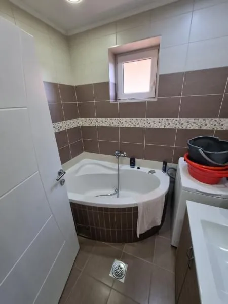 Prodaja, kuća, 160m², Sremska Kamenica, Petrovaradin